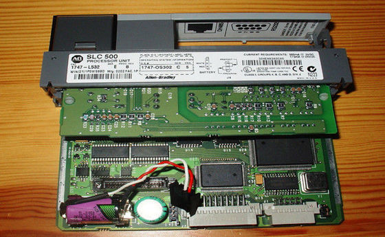PLC Allen Bradley 1747-L532 Ser E SLC500 PLC Processor Digitale O-module