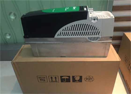 Controletechnieken UNIDRIVE SP3203 EMERSON Industrial Automation 3 de Aandrijving van de Fase20hp AC Motor