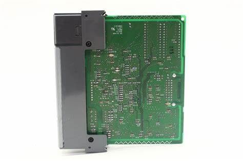 Ab-Digitale de inputmodule van 1747-Sn met Belden 9463 Kabel RIO Network