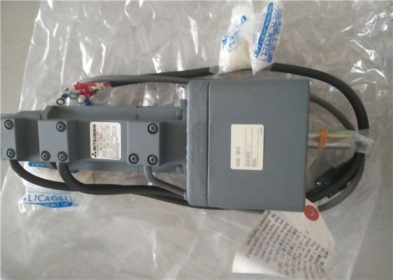 De SERVOmotor Ha-FF13BG1 Ha-FF13BG2 van Mitsubishi 100W AC met Toestel gr.-s-10 Nieuwe Verhouding 1/30