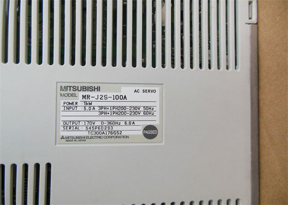 De driefasen1kw AC Servo NIEUWE Aandrijving van de de Versterker M.-j2s-100A Servomotor van MITSUBISHI