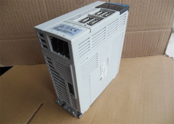 De driefasen1kw AC Servo NIEUWE Aandrijving van de de Versterker M.-j2s-100A Servomotor van MITSUBISHI