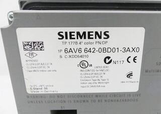 SIEMENS 6AV6642-0EA01-3AX0 520 Mhz met 32 bits 128 Mbyte 32 KB geïntegreerde Flits S7
