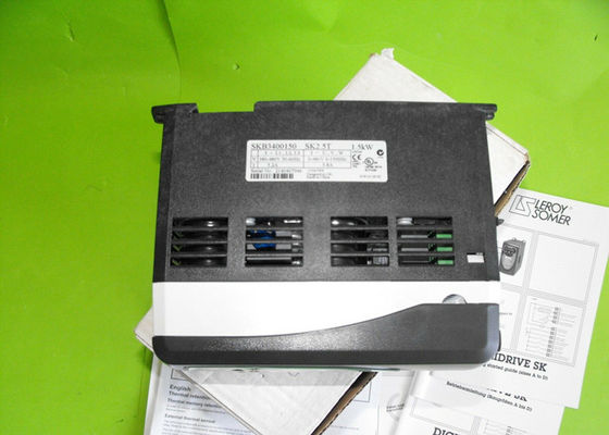 Van de de Techniekenskb3400150 Bevelhebber van de Nideccontrole de Omschakelaarsaandrijving 380-480V AC 3PH 3.8A van SK 1.5kW