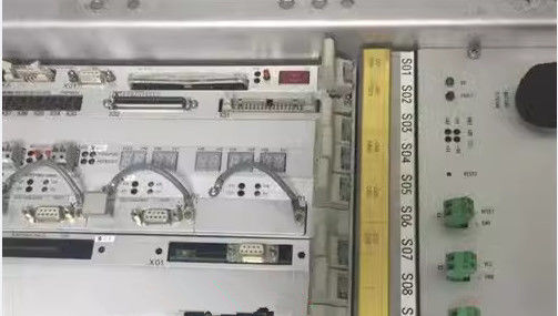 PLC van SIEMENS 6DD1683-0CC0 de Machtsmodule 5V/25A 24V gelijkstroom VOERDE trekken-uit Ventilatoreenheid voor Rek in