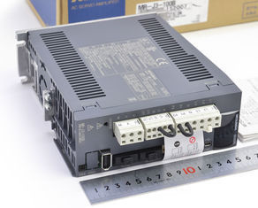 MR-J2S-100B MR-J2S serie AC servoversterker Mitsubishi 3 fase 1KW