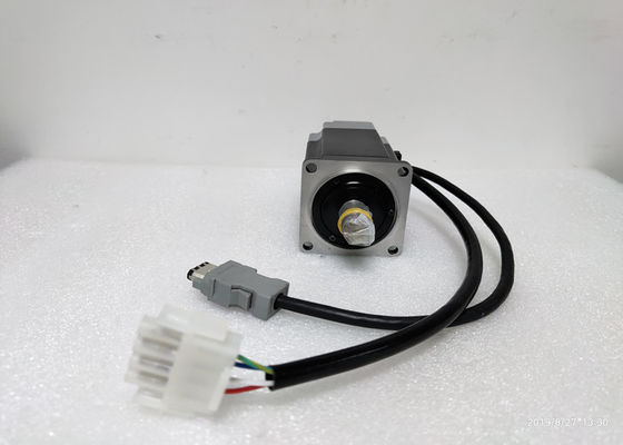 De Industriële Servomotor r7m-a40030-S1 200V 2.6A 1.27HP 3000RPM van het Omronbedrijf 400W