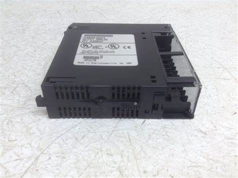 IC695ALG728 van de de Analoge outputmodule van GE de Automatiseringscontrolemechanisme van PACSystems RX3i mid-range Programmeerbaar