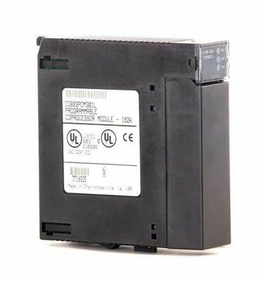 De enige schakelaar van GE IC693PCM301 op de voorzijde van PCM modules rs-232 verbinding