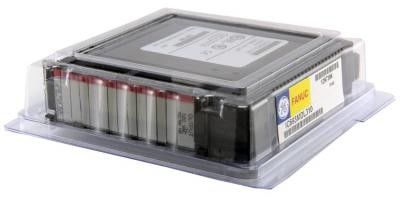 GE IC693MDL732 12/24V van voltage met output 8 richt per groep in een groep van 8