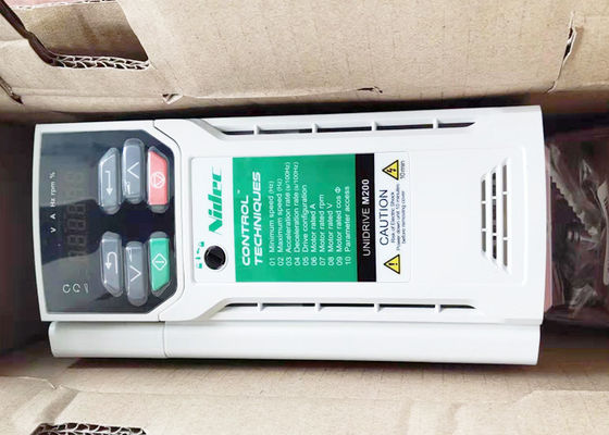 M200-03400073A Unidrive M200 AC drijft driefasen Nieuwe Ingevoerd 50/60Hz