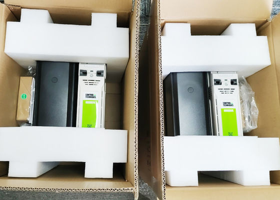 KRACHTIGE AC DE AANDRIJVINGS50/60hz INPUT VAN M701-06400420A UNIDRIVE M700
