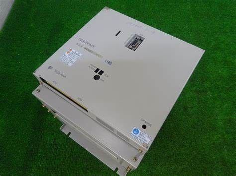 De servoaandrijving Industriële ServoPack van sgdb-44ADM Yaskawa 200V 4.4KW 50/60hz AC