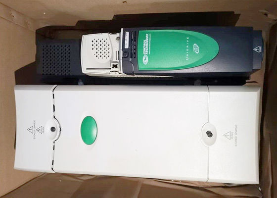 SP4401 DE AANDRIJVING UNIDRIVE SP 30/37KW VAN CONTROLEtechnieken UNIDRIVE AC