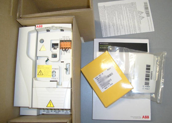 3AUA0000058208 ACS355-03U-17A6-2 Machinerie AC-aandrijving Frequentiekonverter