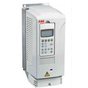 ABB ACS800-01-0025-3 22kW 44A Frequentiekonverter 26 kg +24 V gelijkstroomtoevoer