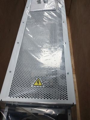 ABB ACS800-04M-0610-7+E208+E210+P901 560kW 560A 205 kg Frequentieomzetter 3-fase