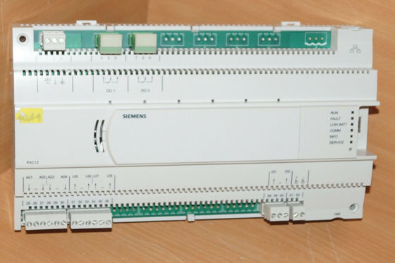 PXC12-E.D Siemens Vrij programmeerbare compacte automatiseringsstations voor 8 of 16 I/O-punten