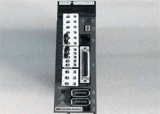200W MITSUBISHI AC Servo Versterker MR-J3-20A-KE043 360Hz 1.5A Industrial DRIVE Uitgang 170V