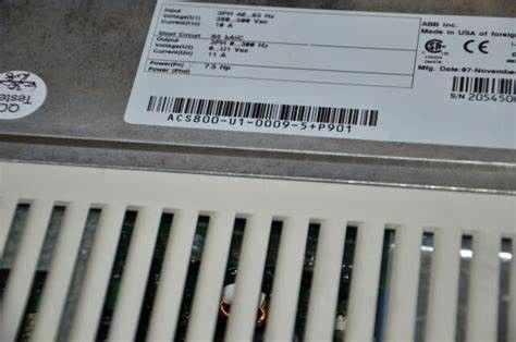 ABB ACS800-01-0135-3+P901 tot en met 200 kW Frequentieomzetter enkelfasig 50 60hz