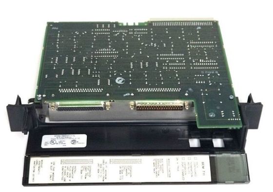GE IC697BEM711 0,8 Ampère En de module vereist ook 5 volt DC-invoerspanning