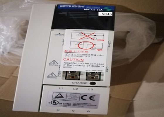 Mitsubishi Servo Driver MR-J2S-60A-S046 INDUSTRIALE Versterker 3.2A 3PH 200-230VAC Nieuw