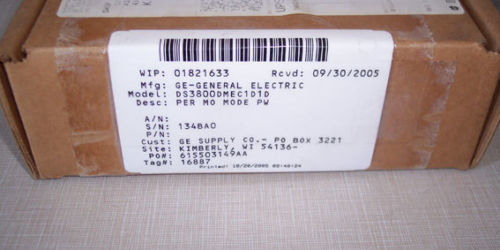 GE MD Exciter Control Board DS3800DMEC beschikt over 7 terminals voor het bevestigen van extra componenten aan het bord