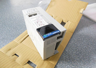 MR-J2S-40A-EG011 Mitsubishi Industrial AC SERVO Versterker aandrijving 400W 170V 2.8A