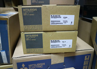 MR-J2S-40B-EE006 Mitsubishi 400W AC SERVO AMPLIFIER Industriële aandrijving