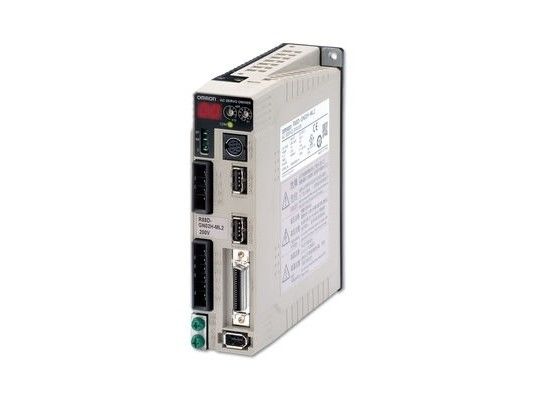OMRON R88D-KN15H-ML2 Chassis Mount 1,5 kW 240V 9.4A Belasting sevo AC 200 ~ 240VAC