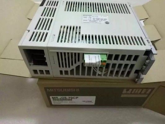 Nieuwe Mitsubishi 750W Industrial AC Servo Motor Drive MR-J2S-70CP Driefases Versterker