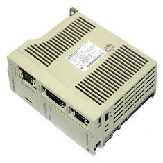 SGD-A3AP Yaskawa Servo Drive Input 1.3 AMPS SERVOPACK 50/60hz Eén fase