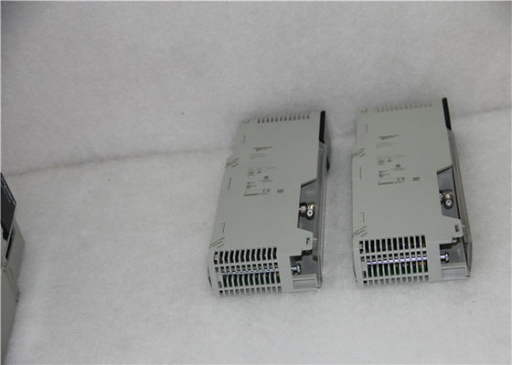Schneider 140DVO85300 uitgang 32 punten 10-30 VDC 4 sets isolatie 0.5A punt