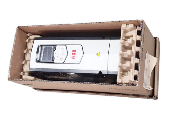 ACS880-01-12A6-3 3AUA0000107990 Wandmontage enkel aandrijving 5,5 kW 12,9A