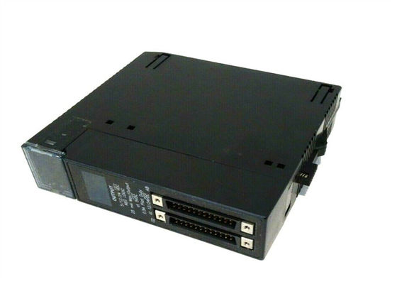 GE FANUC IC693MDL752 MODULE is een GE FANUC 6-punt I/O MODULE serie 90-30 PLCS
