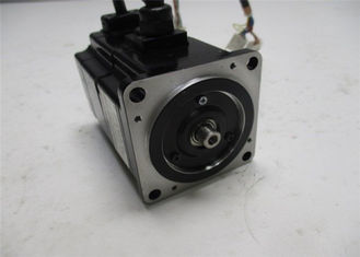 Yaskawa AC-SERVOMOTOR 100W 200V 0,89A 0,318NM SGMPH-01A2A-YR12