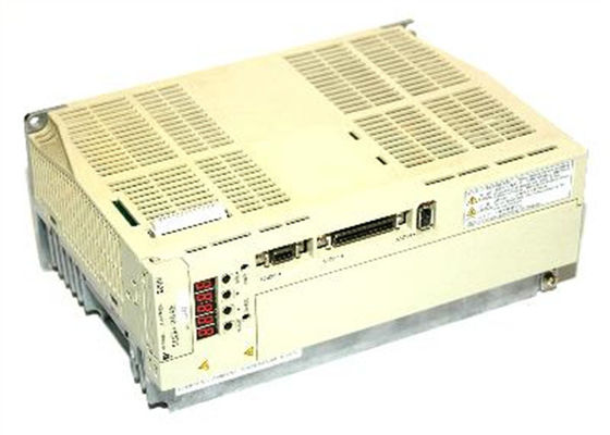 Nieuwe SGDH-30AE Yaskawa Sigma II originele servoversterker 0,5 kW