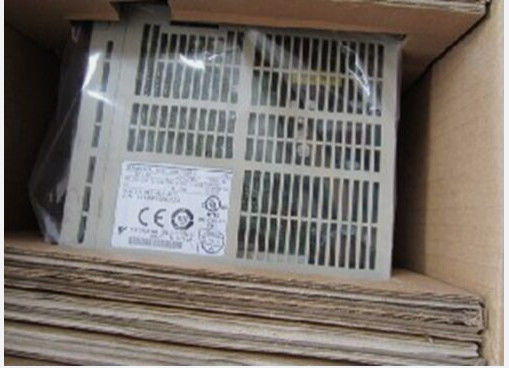Yaskawa SGDM-10ADA 200-230V 50/60HZ wisselstroom aandrijvingen enkel/driefasig 200V