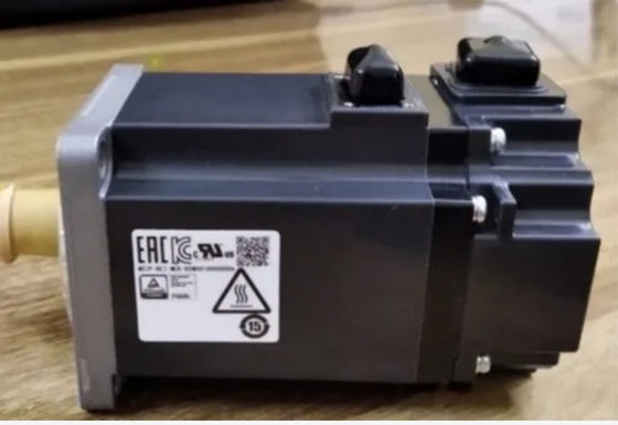 Yaskawa SGMRV-30ANA-YR12 SERVO MOTOR 23.6AMP 200V 3.7KW Servo aandrijvingen