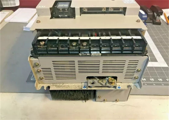 Yaskawa Sgdb serie 32a 3 fase Sgdb-60dv Nieuwe AC servoversterker