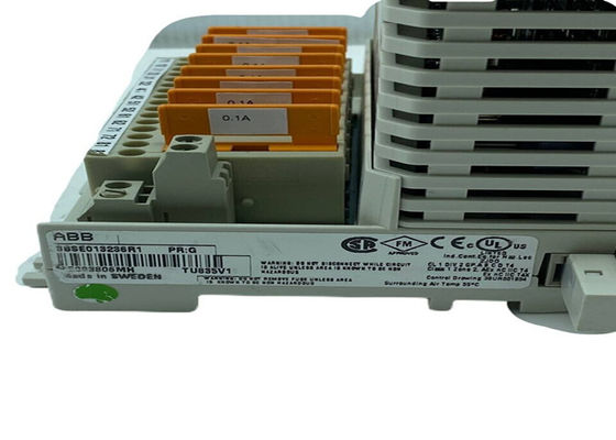 ABB TU835V1 3BSE013236R1 Moduleenheid 8 Gebruikte stopcontacten 8 Signalterminals
