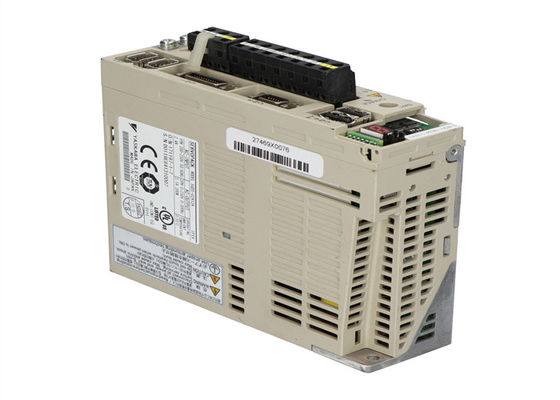 Yaskawa SGDS-02A12A AC Servo Versterker 200-230V 2.4A 200W Nieuw