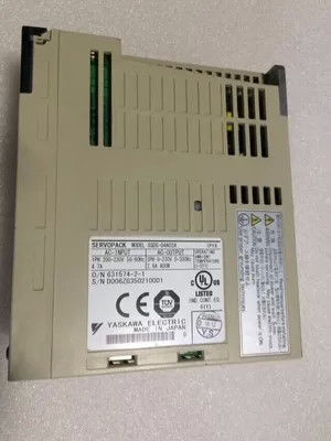 Yaskawa SGDS-04A02A Nieuwe AC Servo Versterker 200-230V 4.7A 400W