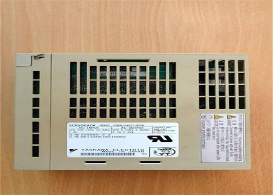 Yaskawa SGDM-04AC-SD2B AC Servo Versterker Nieuw In Originele 230V