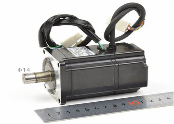 Yaskawa SGM-02B312 gloednieuwe servomotor In originele doos 100V