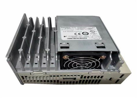 Brandnieuwe Yaskawa SGDM-05DN AC Servo Versterker gemaakt in Japan