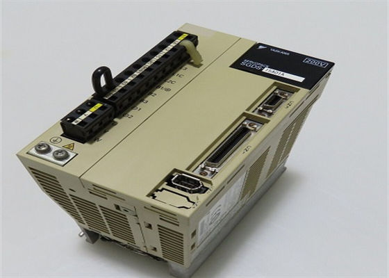 Yaskawa Brand New SGDS-15A01A AC Servo Versterker In Originele Doos