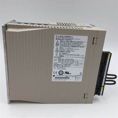 Yaskawa SGDV-120A01A serie AC Servo Versterker 230V Brand New