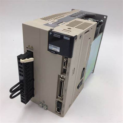 Yaskawa SGDV-120A01A serie AC Servo Versterker 230V Brand New