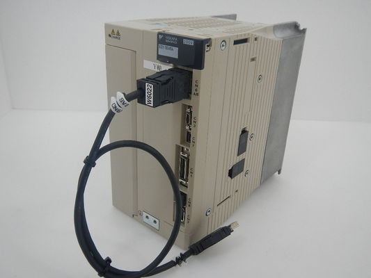 Yaskawa AC Servo Versterker Model SGDV-180A15A Brand New In Box